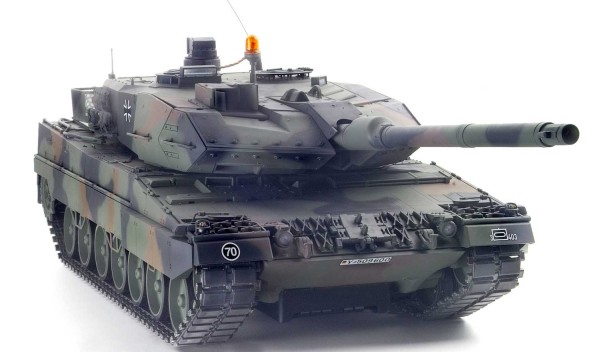 Tamiya 1:16 RC Panzer Leopard 2A6 Full Option #300056020